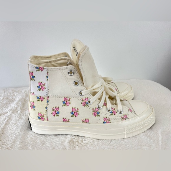 CONVERSE All Star Gran-Z Floral High-tops. NEW IN BOX - Picture 3 of 16